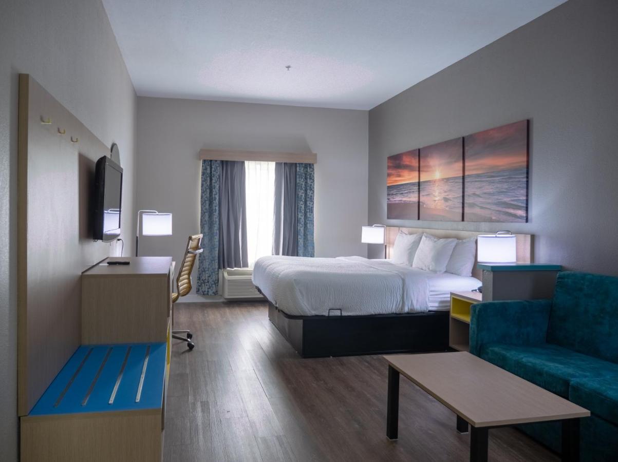 Days Inn & Suites By Wyndham Savannah North I-95 Port Wentworth Extérieur photo