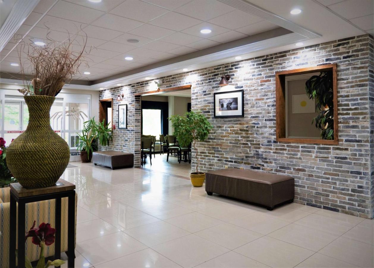 Days Inn & Suites By Wyndham Savannah North I-95 Port Wentworth Extérieur photo