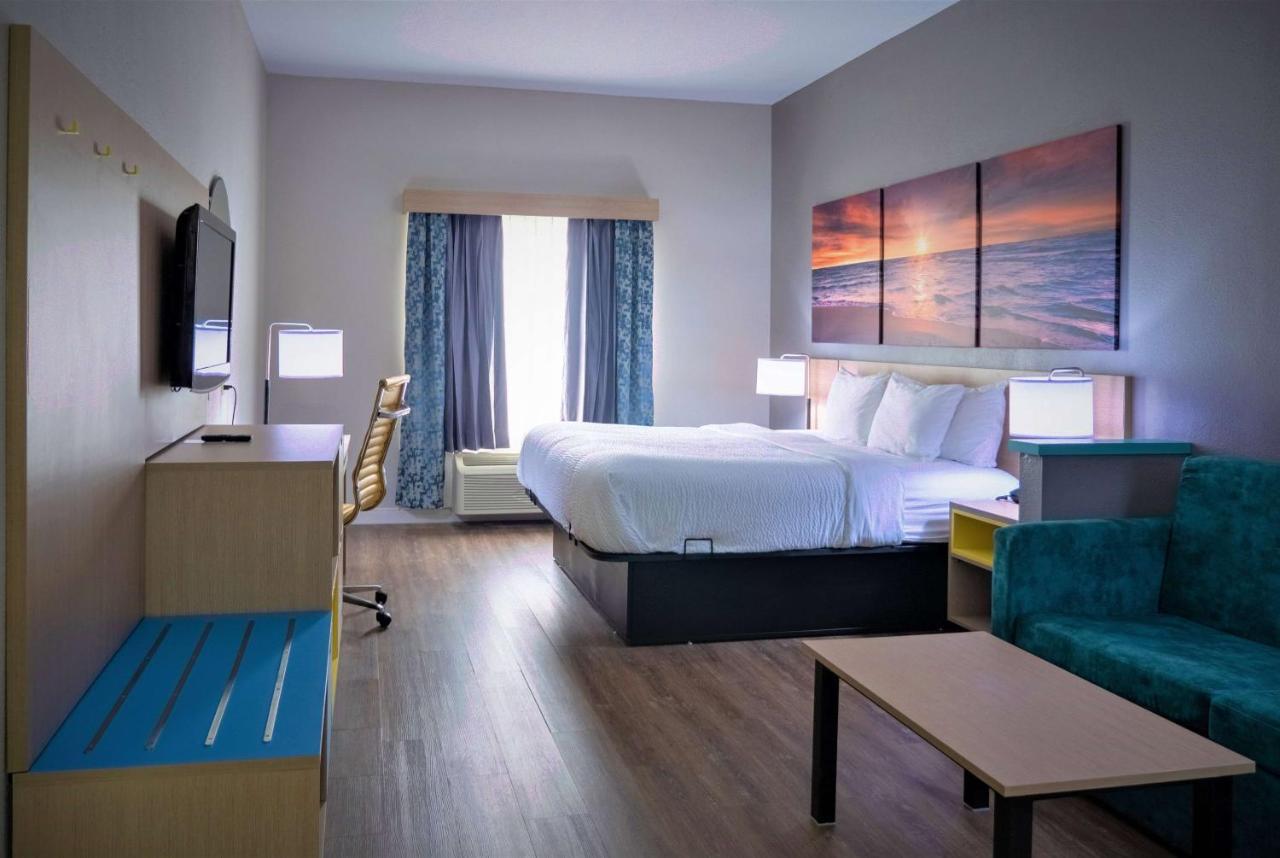 Days Inn & Suites By Wyndham Savannah North I-95 Port Wentworth Extérieur photo